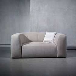 BO Loveseat