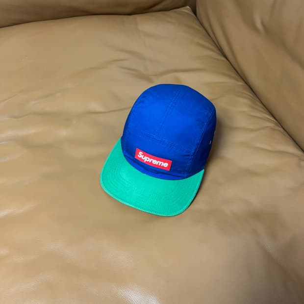 Supreme 슈프림 러버 로고 캠프캡 모자 (Rubber Logo)