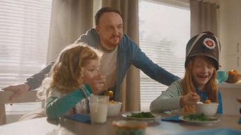 Kraft Macaroni & Cheese TV Spot, 'Sibling Takeover' Song by Enya