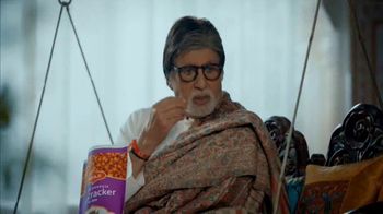 Bikaji TV Spot, 'Squirrel' Featuring Amitabh Bachchan