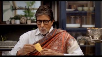 Bikaji Papad TV Spot 'Butler' Featuring Amitabh Bachchan - Thumbnail 6