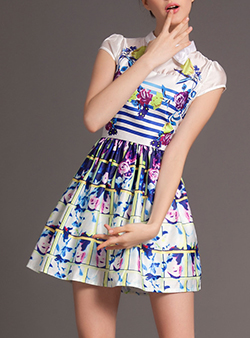 Women's Skater Dress - Short Classic / Multicolored Print Over White