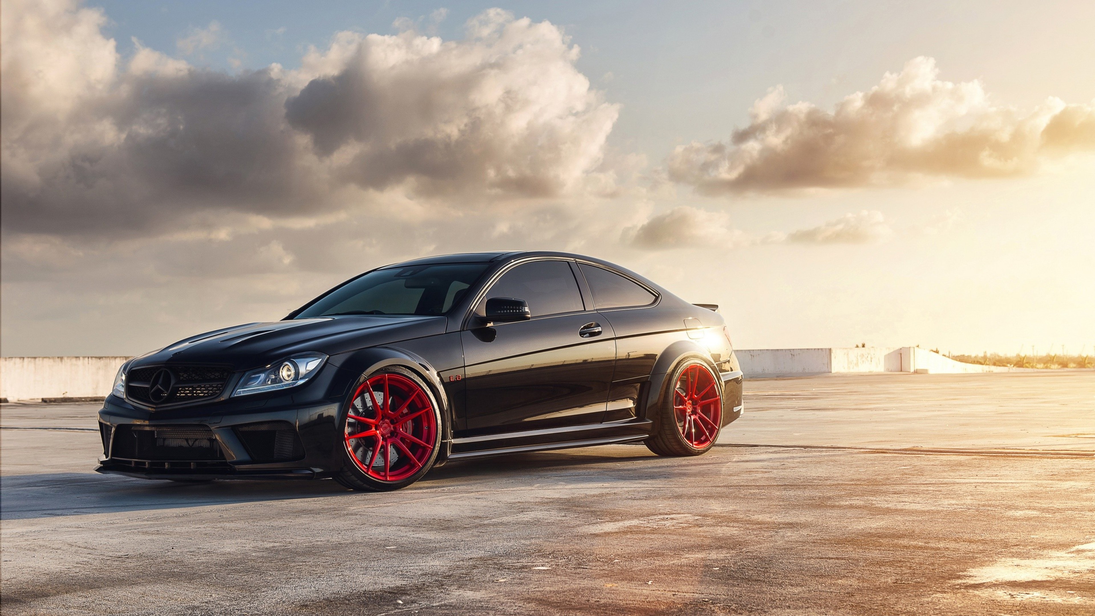 Mercedes Benz Amg C63 Wallpaper