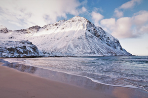 Beach Winter Calm 5k (2932x2932) Resolution Wallpaper