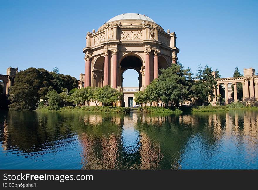 Palace of fine Arts in San Francisco