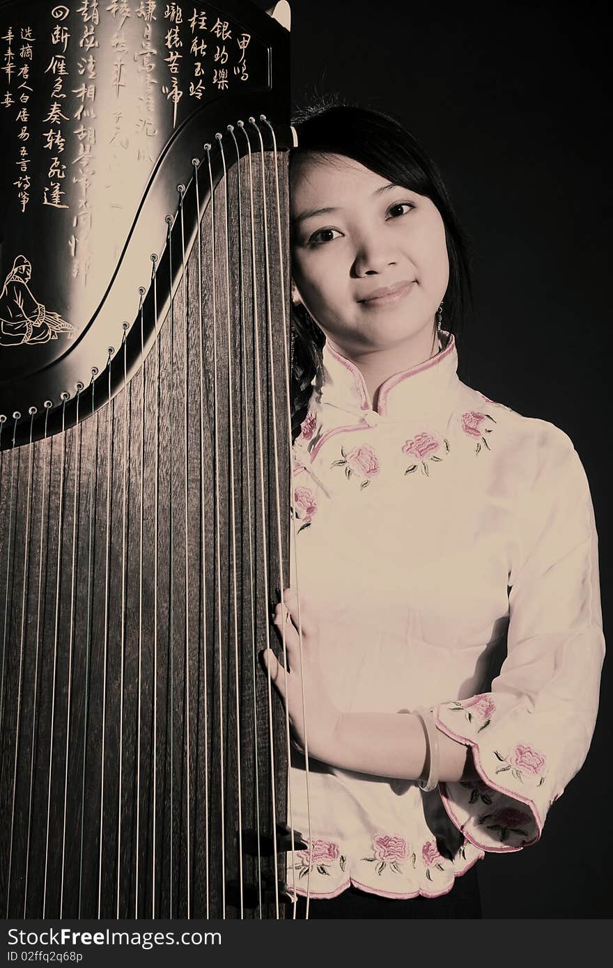 Chinese zither performer