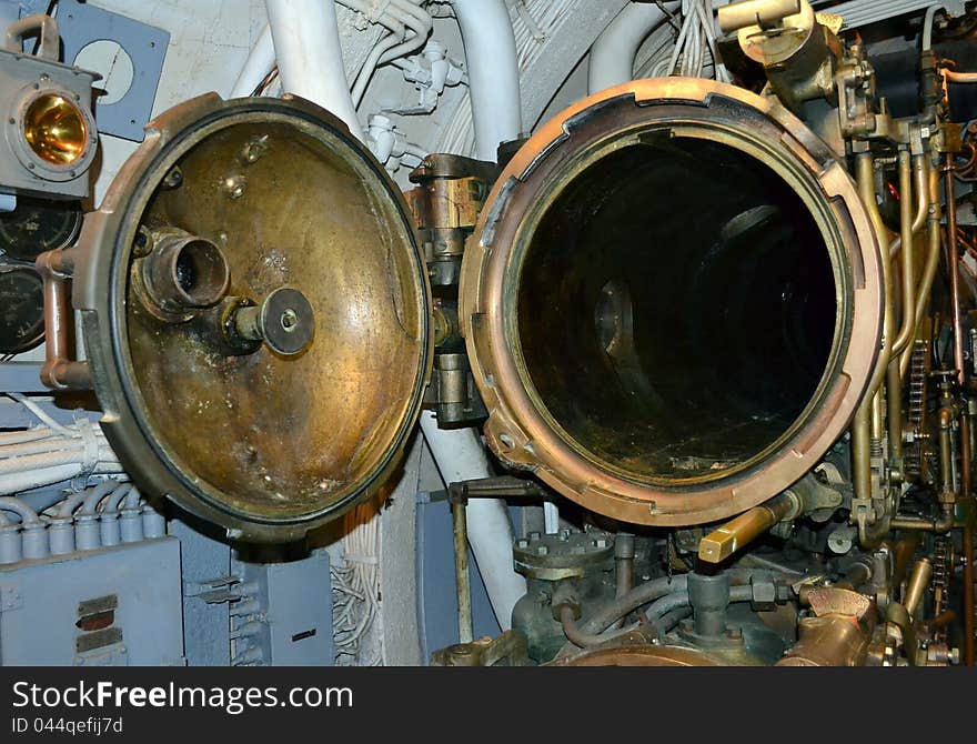 The USS Batfish is a Balao-class submarine that sank nine Japanese ships during the Second World War. The ship is located at the Muskogee War Memorial Park in Muskogee, Oklahoma. Pictured is a torpedo tub in the forward torpedo room.