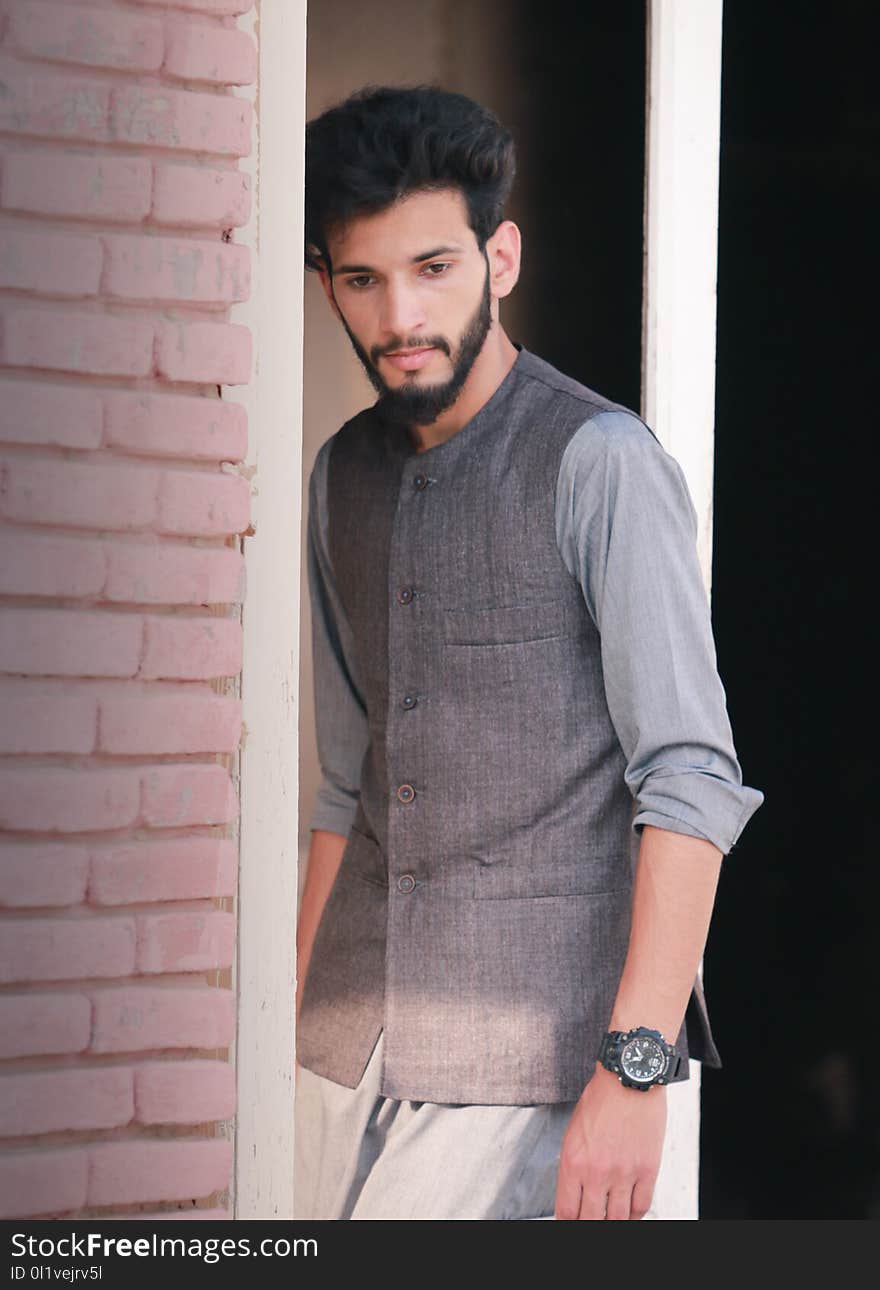 Formal Wear, Facial Hair, Fashion Model, Fashion