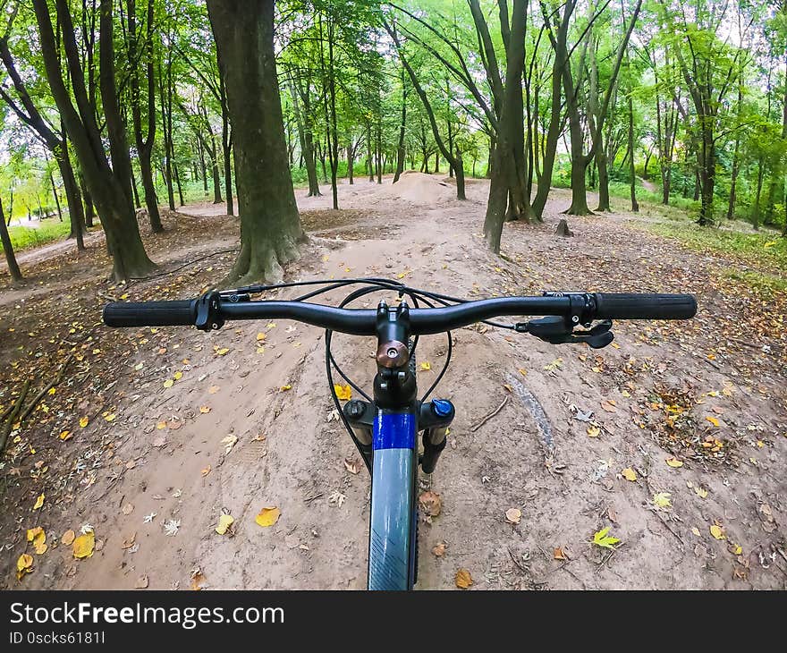 MTB bicycle on the trails in the autumn season