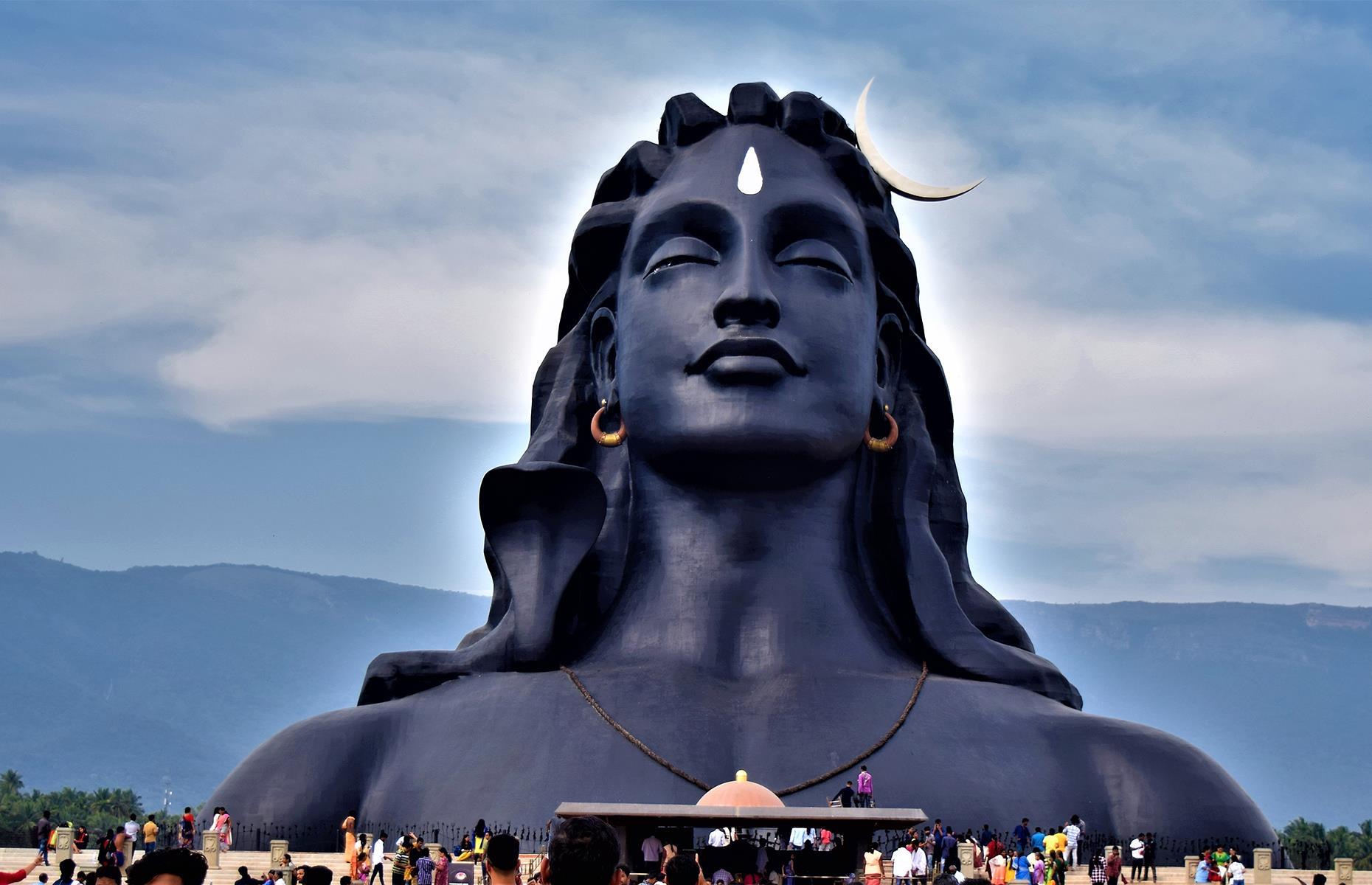 33 of the world's most majestic sculptures and statues to inspire you