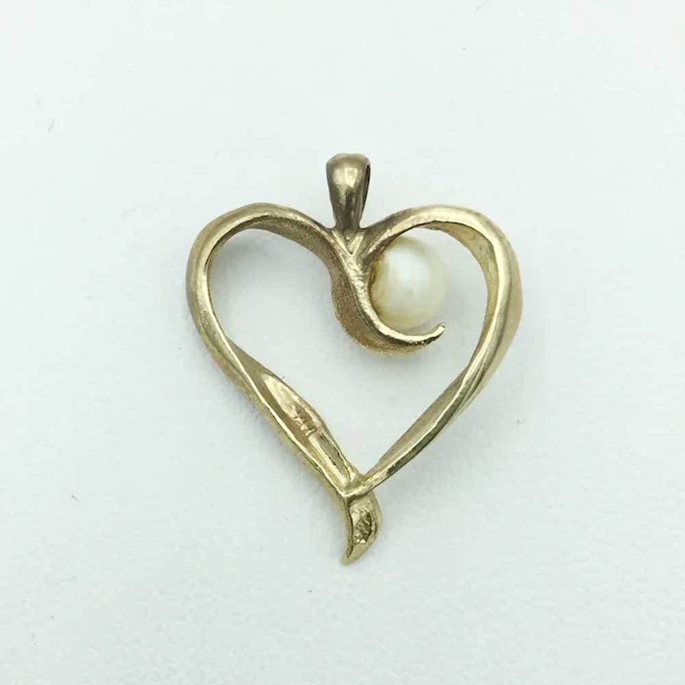 14K Pearl Heart Pendant - image 2