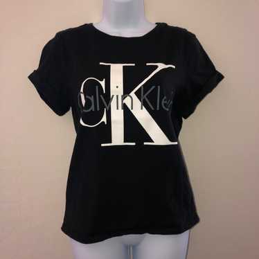 Calvin Klein T-Shirt - image 1