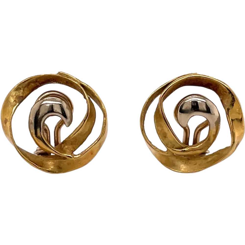 18K Yellow Gold Earring - image 1