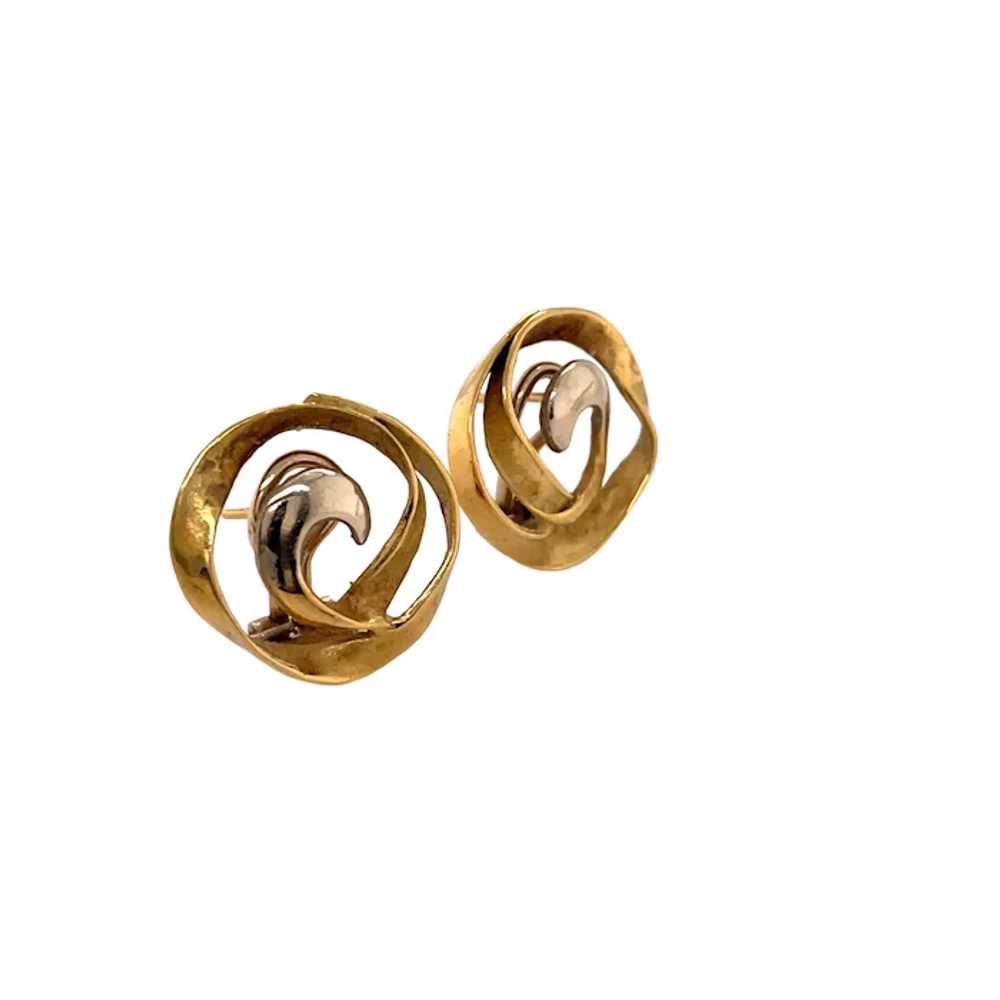 18K Yellow Gold Earring - image 4