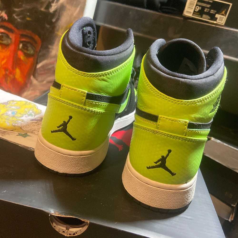 Jordan Brand Jordan 1 Mid - image 5