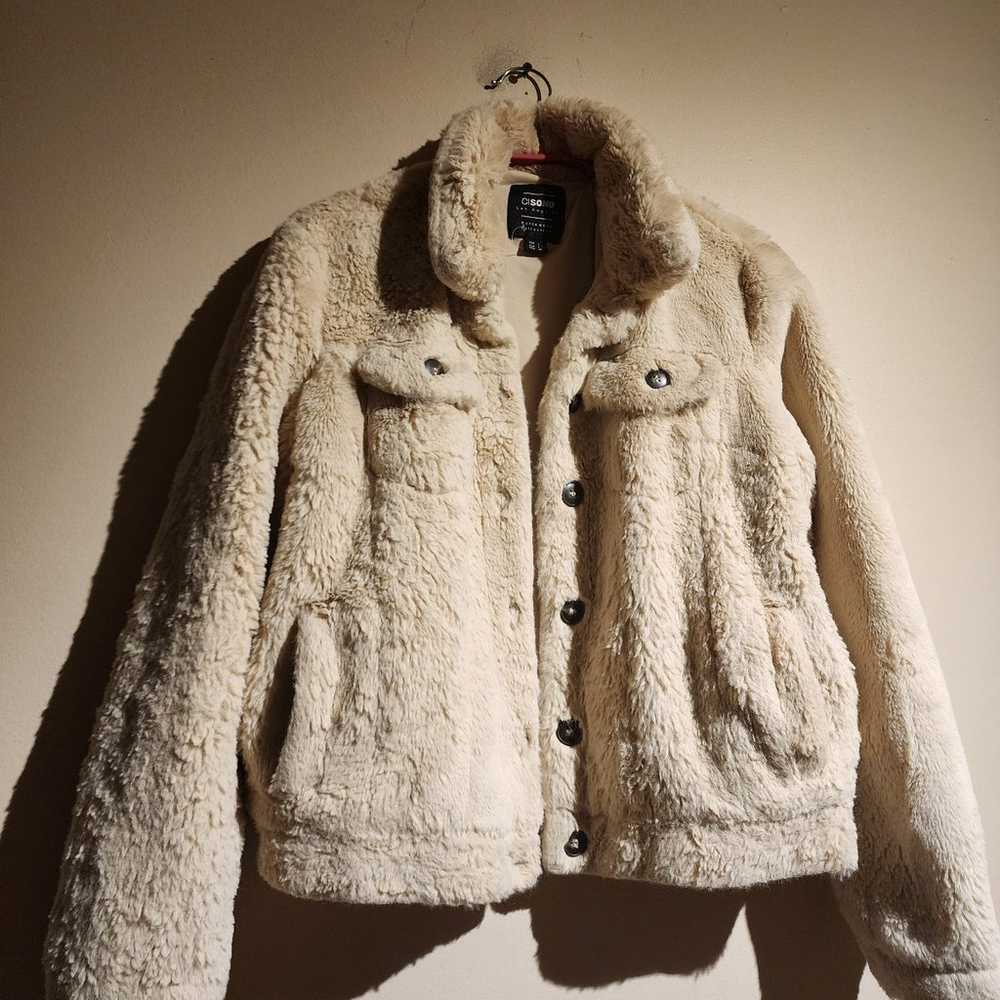 FAUX FUR IVORY JACKET - image 2