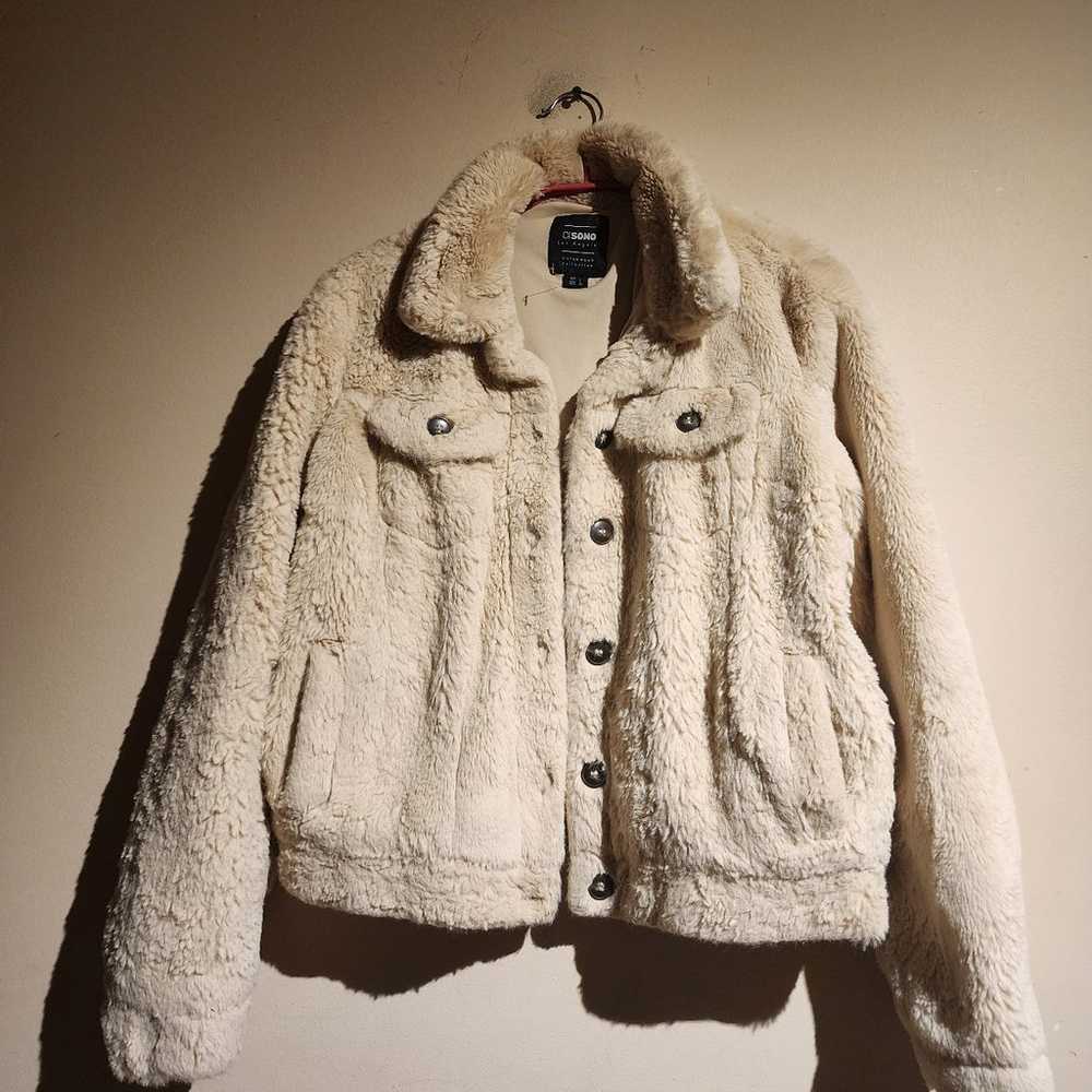 FAUX FUR IVORY JACKET - image 3