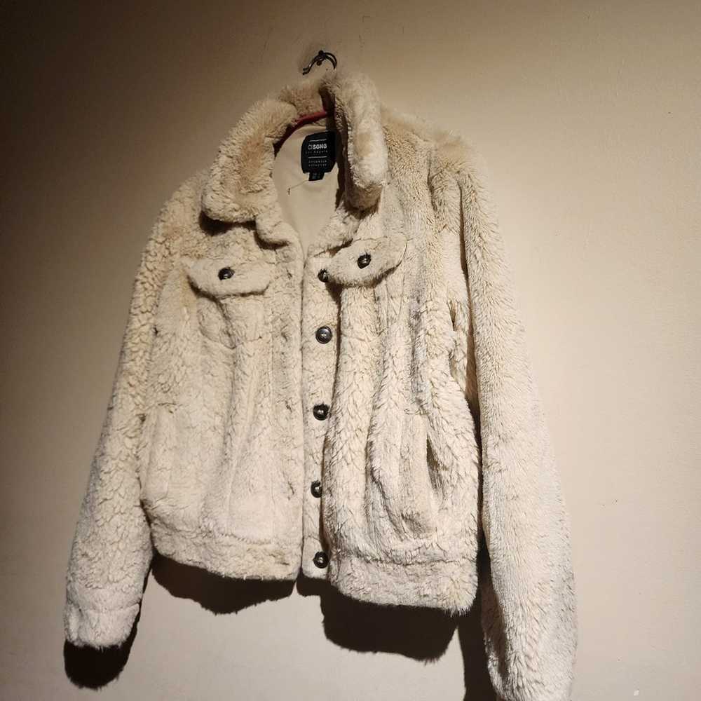 FAUX FUR IVORY JACKET - image 4