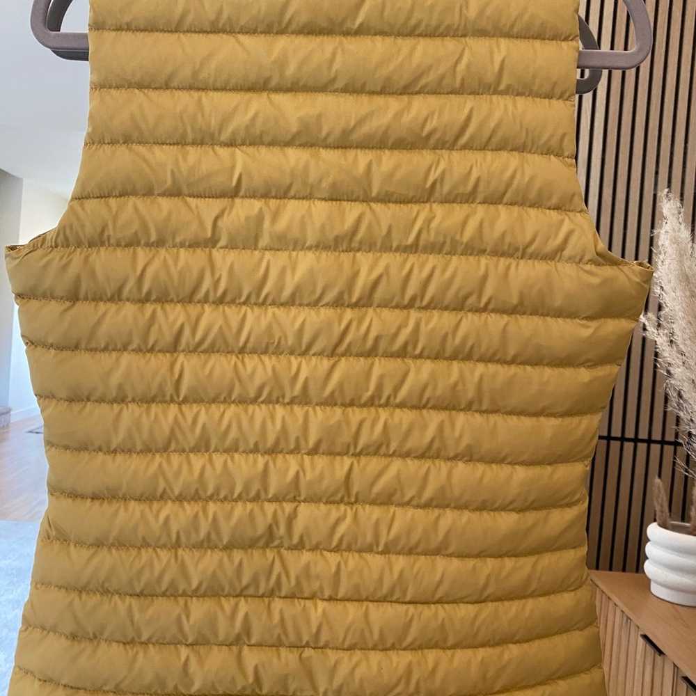 Lululemon vest size 8 - image 3