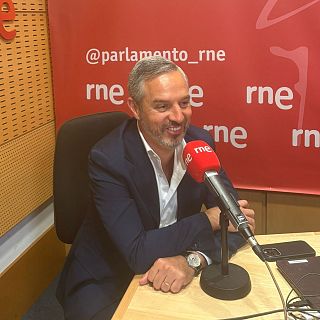 Bravo anima al bloque de investidura a dejar de "apoyar a un partido rodeado de corrupción"