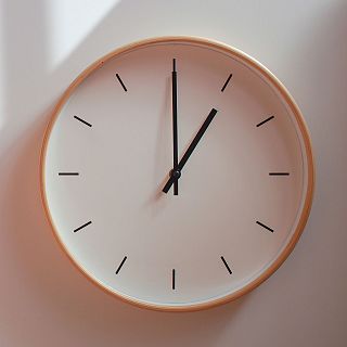 Pedro Sánchez defiende el fin del cambio de hora en la UE