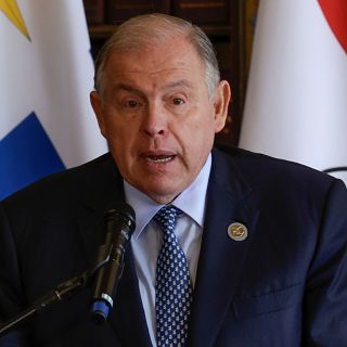 Dimite el canciller argentino días antes de las legislativas