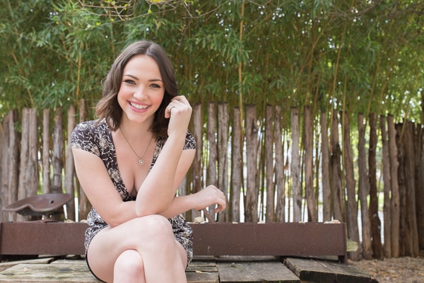 Violett Beane