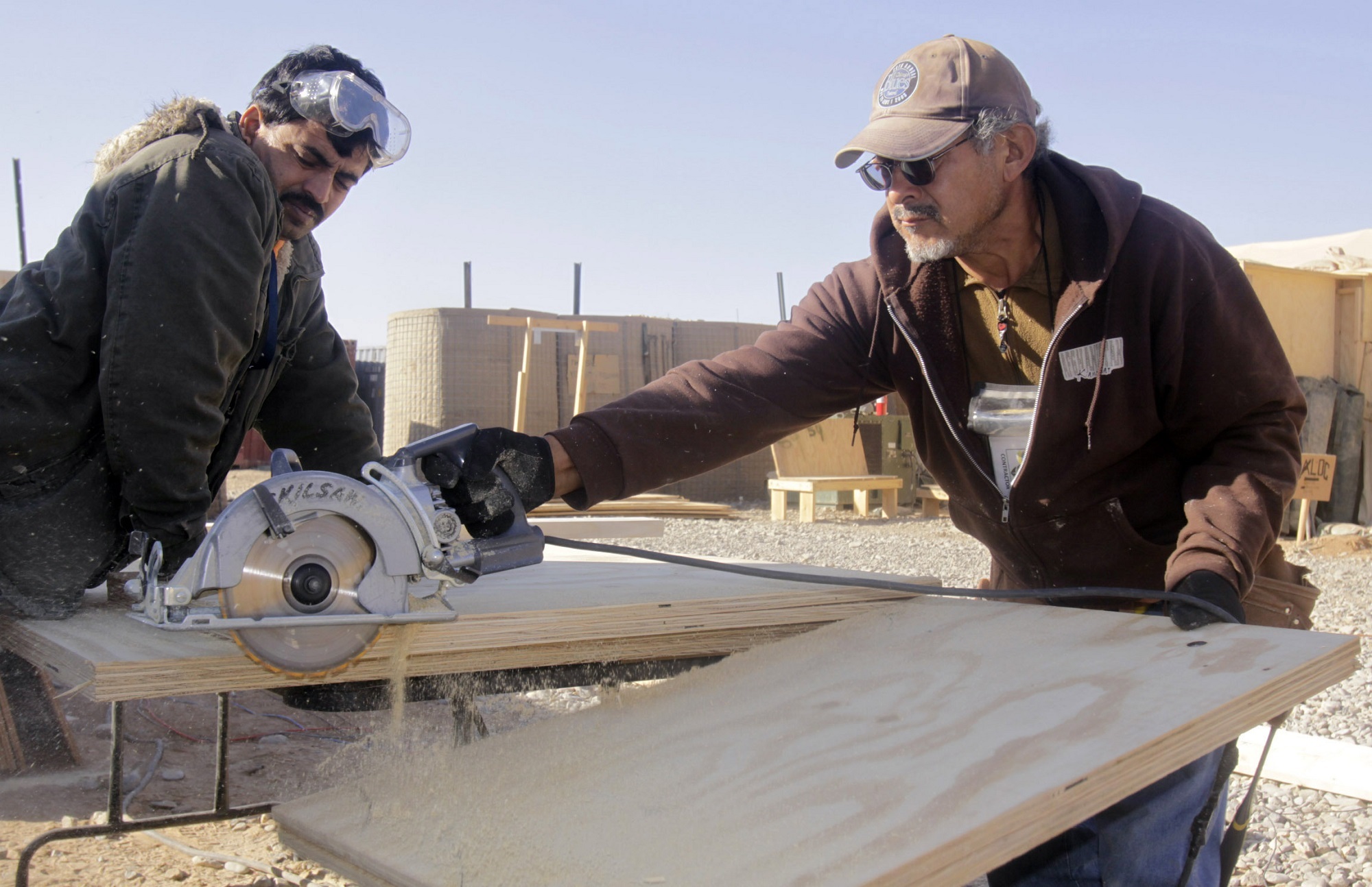 Men working photo