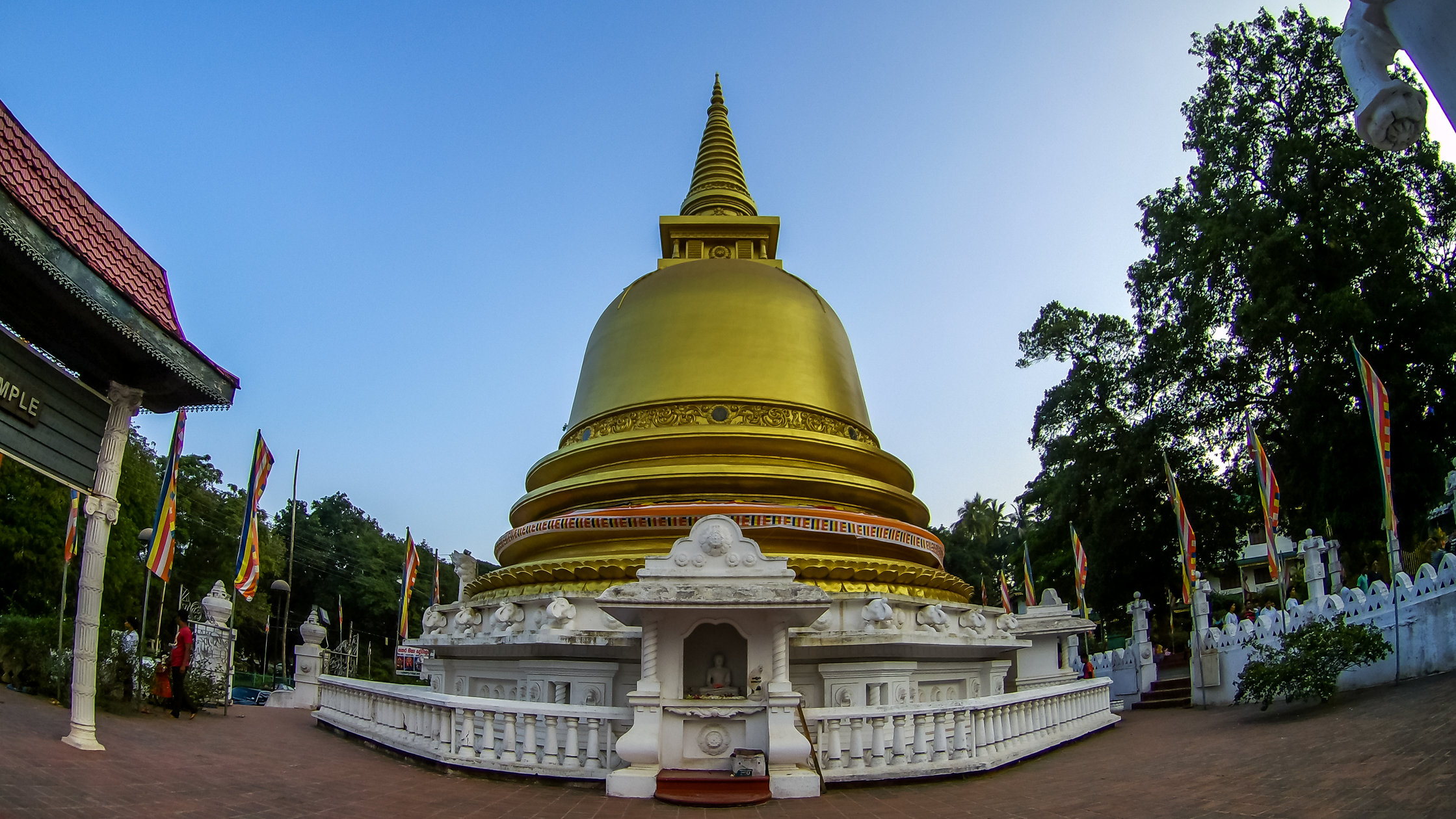 The Most Enchanting Buddhist Temples in Sri Lanka