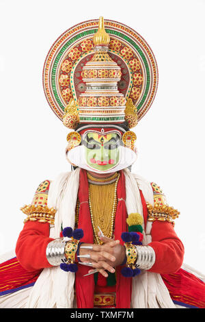 Kathakali dancer performing Stock Photo