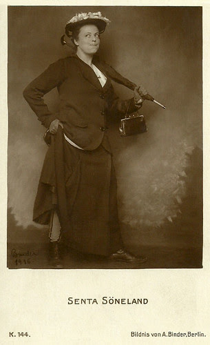 Senta Söneland