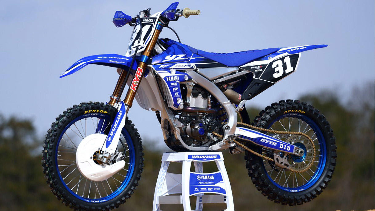 First Look: 2018 Yamaha YZ450F and YZ250F - Dirt Bike Test