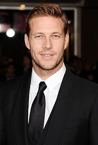 Primary photo for Luke Bracey