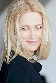 Primary photo for Kelly Rowan