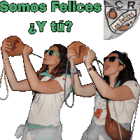 a poster with two women holding a rope with the words somos felices written above them