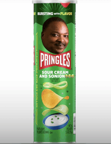 a can of pringles sour cream and onions