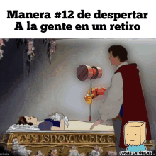 a cartoon of snow white laying in a coffin with the words manera # 12 de despertar a la gente en un retiro above her