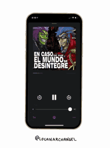 a phone playing a podcast called el mundo se desintegre