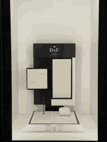 a black and white display with the word d4u on the top