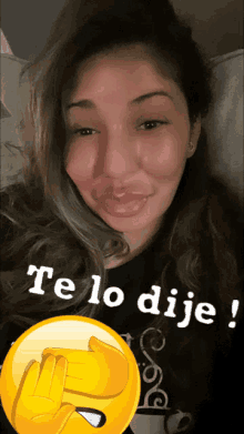 a picture of a woman with the words te lo dije written on it