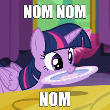 twilight sparkle from my little pony eating a plate