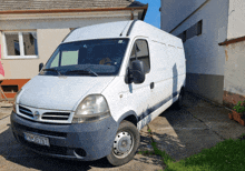 a white van with license plate pw357bt