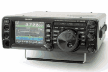 a yaesu transceiver displays a clear signal