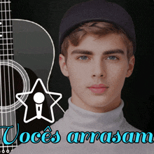 a young man stands in front of a guitar with the words voces arrasam written below him