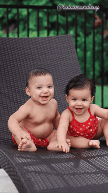 two babies are sitting next to each other on a lawn chair with a caption that says @balsemandrevy