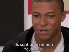 a man says ils sont un minimum cultures in french