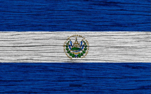 el salvador flag painted on a wooden surface