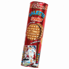 a package of bim gallete senior cookies with a picture of a soccer player on it