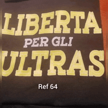 a black t-shirt that says liberta per gli ultras