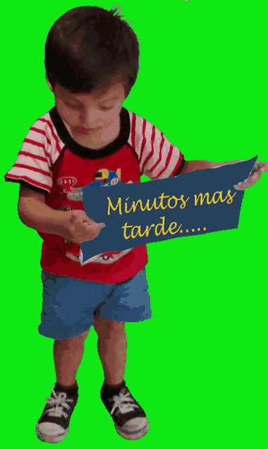 a little boy is reading a book titled minutos mas tarde